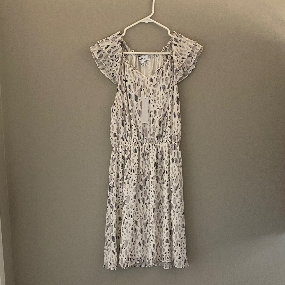 Gilli Cream and Gray Midi Dress